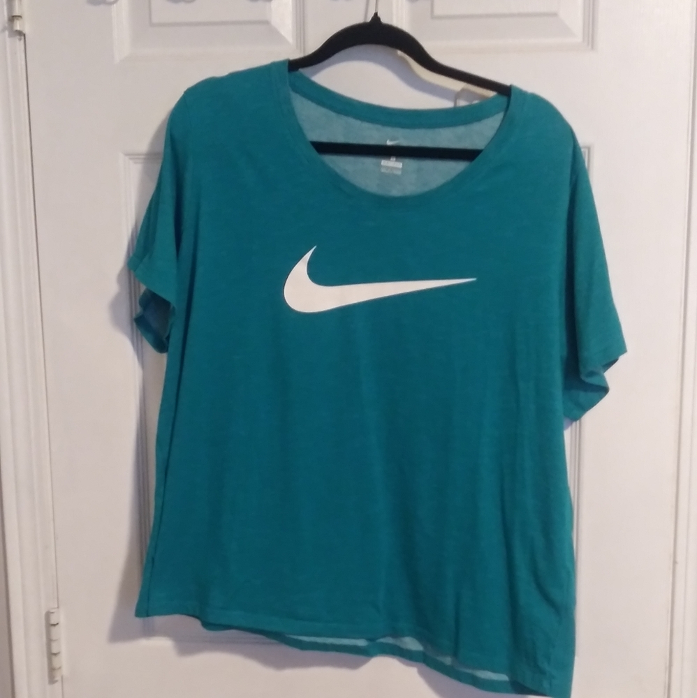 Dri-fit Nike Tee